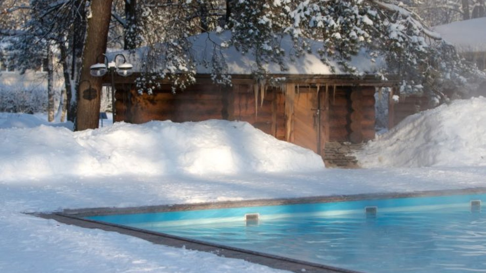 mantenimiento correcto de la piscina en invierno