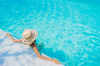 Desinfección fácil y eficaz de la piscina con sal, Cloración Salina